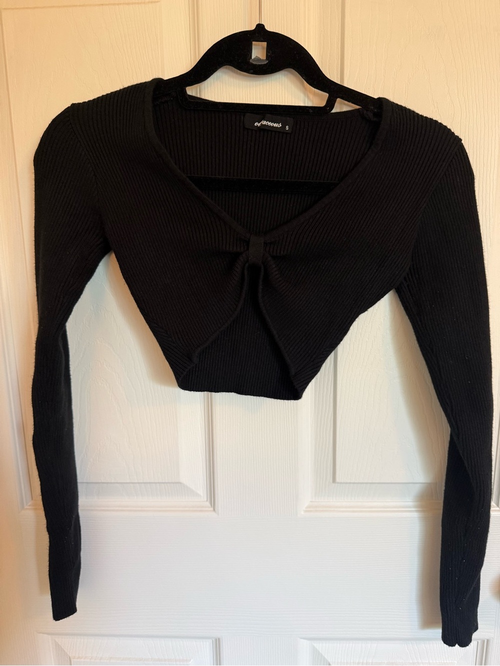 Black Twist Front Ribbed Long sleeve Sweater Crop Top Size Small